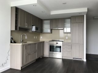 Photo 2: 310 5515 BOUNDARY Road in Vancouver: Collingwood VE Condo for sale in "WALL CENTRE" (Vancouver East)  : MLS®# R2169264