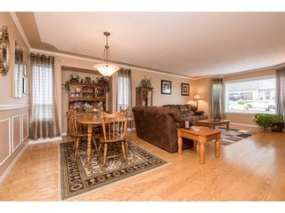 Photo 3: 2318 OLYMPIA Place in Abbotsford: Abbotsford East House for sale : MLS®# R2084861