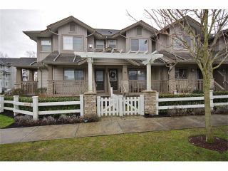 Photo 2: 72 19250 65TH Avenue in Surrey: Clayton Townhouse for sale in "SUNBERRY COURT" (Cloverdale)  : MLS®# F1302925