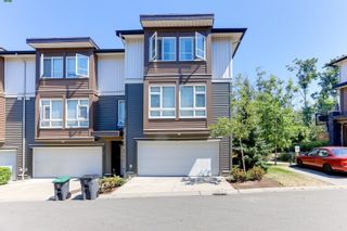 Photo 2: 43 5888 144 Street in Surrey: Sullivan Station Townhouse for sale in "ONE44" : MLS®# R2597936