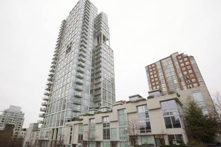 Photo 20: 1704 1455 HOWE STREET in Vancouver: Yaletown Condo for sale (Vancouver West)  : MLS®# R2263056