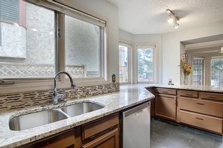 Photo 13: 262 SANDSTONE Place NW in Calgary: Sandstone Valley Detached for sale : MLS®# C4294032