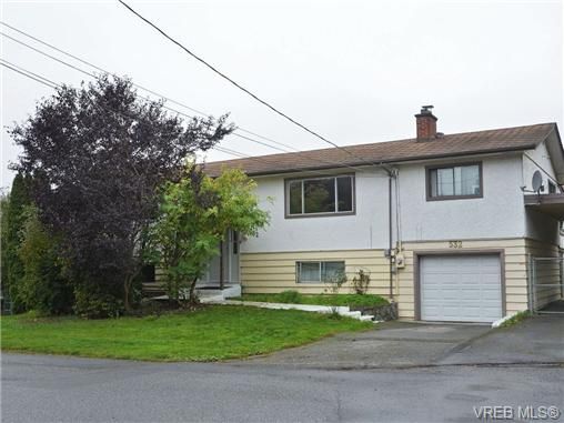 Main Photo: 532 Bowlsby Pl in VICTORIA: VW Victoria West House for sale (Victoria West)  : MLS®# 715139