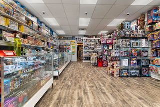 Photo 3: 5 5725 VEDDER Road in Chilliwack: Vedder S Watson-Promontory Retail for sale in "VEDDER VILLAGE MALL" (Sardis)  : MLS®# C8043645