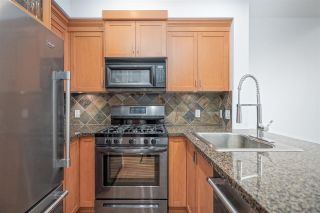 Photo 11: 111 10 RENAISSANCE SQUARE in New Westminster: Quay Condo for sale : MLS®# R2431581