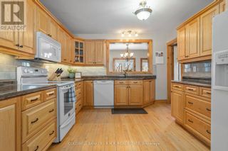 Photo 8: 36 BOND STREET E in Kawartha Lakes: House for sale : MLS®# X8228532