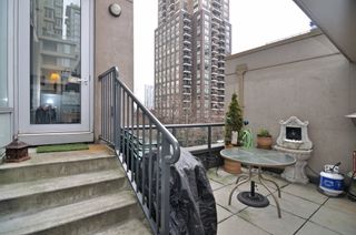 Photo 22: 308 1010 RICHARDS Street in The Gallery: Condo for sale : MLS®# V986408