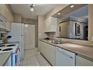 Photo 8: 211 500 W 10TH Avenue in Vancouver: Fairview VW Condo for sale in "Cambridge Court" (Vancouver West)  : MLS®# V1082824