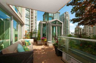 Photo 15: 901 565 SMITHE Street in Vancouver: Downtown VW Condo for sale in "VITA" (Vancouver West)  : MLS®# R2389668
