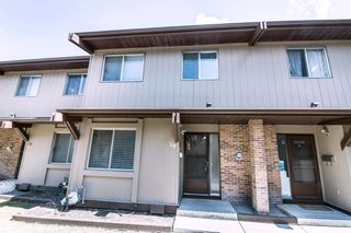 Main Photo: 29 1055 72 Avenue NW in Calgary: Huntington Hills Row/Townhouse for sale : MLS®# A2027028