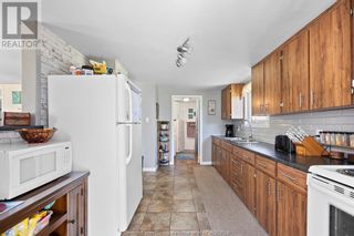 Photo 11: 16 MCCALLUM AVENUE in Kingsville: House for sale : MLS®# 24010370