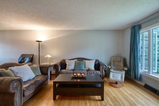 Photo 4: 2047 Cottonwood Crescent SE in Calgary: Southview Detached for sale : MLS®# A2077029