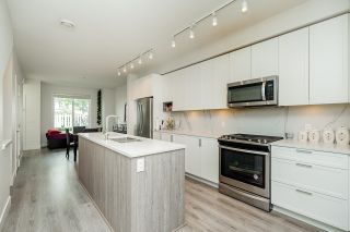 Photo 14: 21 9688 162A Street in Surrey: Fleetwood Tynehead Townhouse for sale in "Canopy living" : MLS®# R2833014