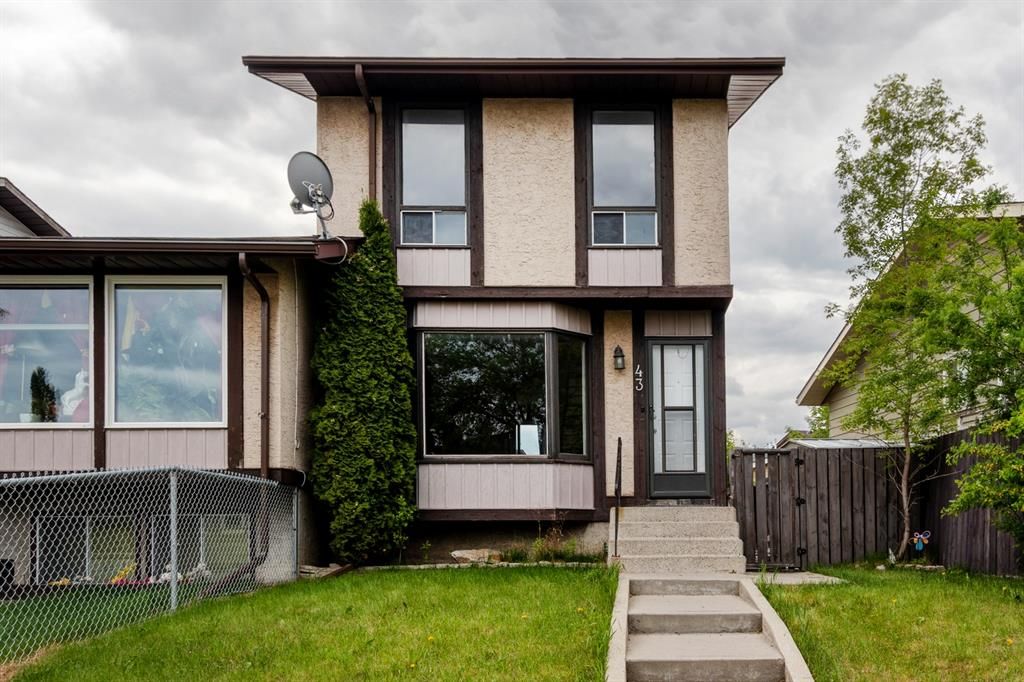 Main Photo: 43 Templemont Drive NE in Calgary: Temple Semi Detached for sale : MLS®# A1228299