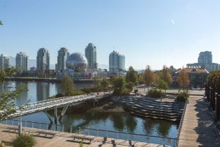 Photo 3: 301 151 ATHLETES Way in Vancouver: False Creek Condo for sale in "Canada House on the Water" (Vancouver West)  : MLS®# R2301154