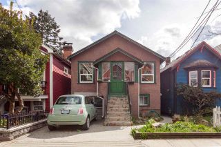 Photo 1: 1748 E 4TH Avenue in Vancouver: Grandview VE House for sale in "COMMERCIAL DRIVE" (Vancouver East)  : MLS®# R2156307