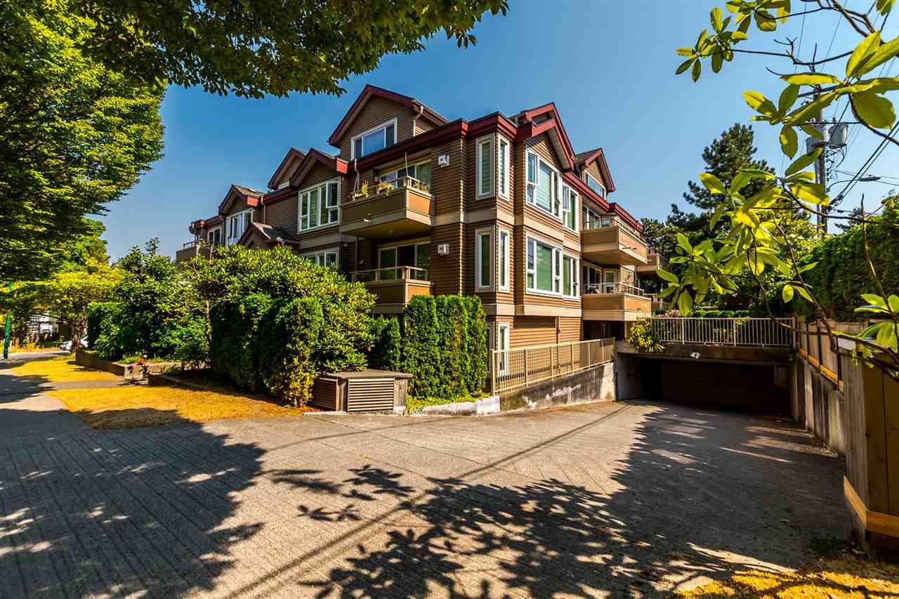 Main Photo: 102 3218 ONTARIO Street in Vancouver: Main Condo for sale (Vancouver East)  : MLS®# R2202733