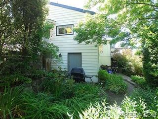 Photo 18: 518 Broadway St in VICTORIA: SW Glanford House for sale (Saanich West)  : MLS®# 583235