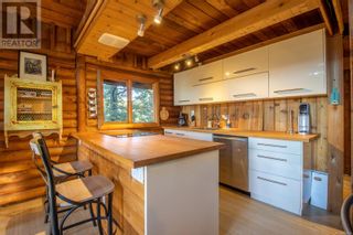 Photo 12: 3701 Starboard Cres in Pender Island: House for sale : MLS®# 962898
