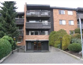 Photo 1: 107 1011 4TH Avenue in New_Westminster: Uptown NW Condo for sale in "Crestwell Manor" (New Westminster)  : MLS®# V683888