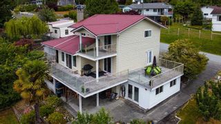 Photo 1: 5097 BETTY Road in Sechelt: Sechelt District House for sale (Sunshine Coast)  : MLS®# R2588969