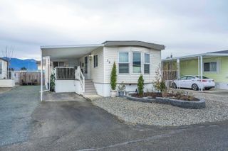 Photo 1: 38 9055 ASHWELL Road in Chilliwack: Chilliwack Proper West Manufactured Home for sale in "Rainbow Estates" : MLS®# R2754347