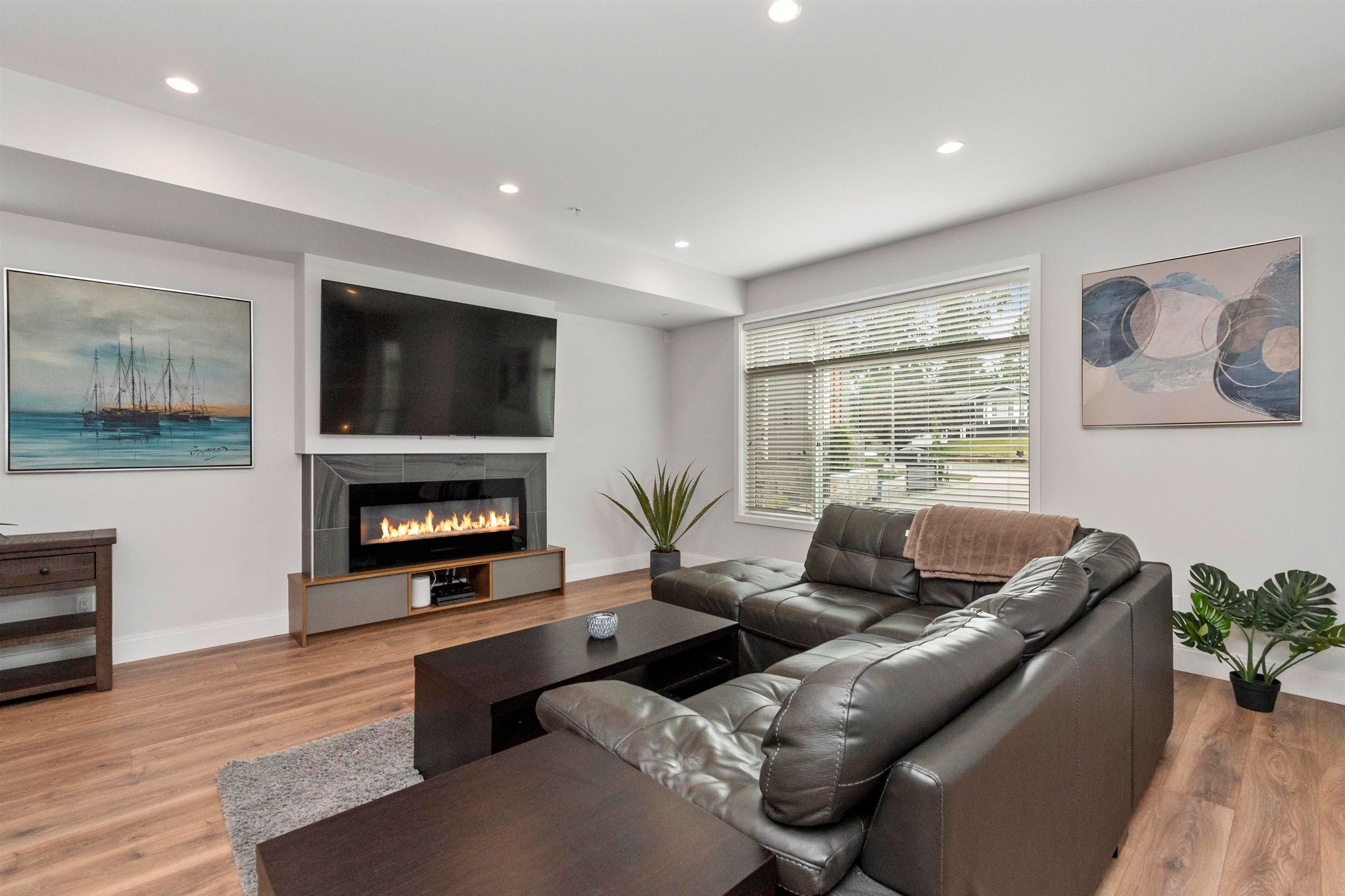 Main Photo: 44 33209 CHERRY Avenue in Mission: Mission BC Townhouse for sale in "58 on Cherry Hill" : MLS®# R2789701
