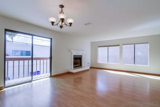 Photo 4: CROWN POINT Townhouse for sale : 2 bedrooms : 3825 Kendall St in San Diego