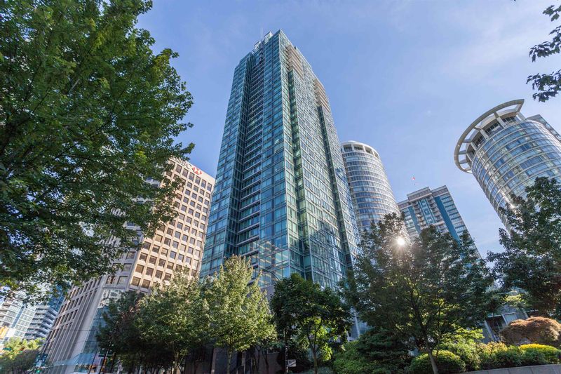 FEATURED LISTING: 2107 - 1200 GEORGIA Street West Vancouver