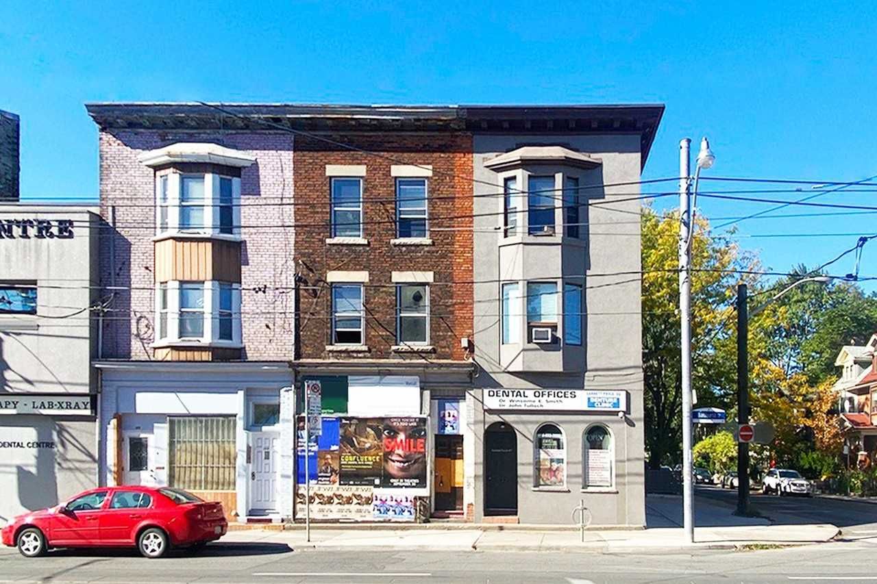 Main Photo: 852 Bathurst Street in Toronto: Annex Property for sale (Toronto C02)  : MLS®# C5771367