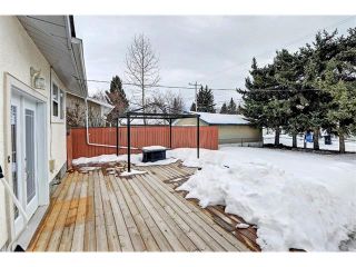 Photo 26: 6415 LONGMOOR Way SW in Calgary: Lakeview House for sale : MLS®# C4102401