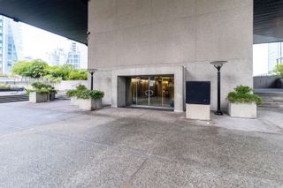 Photo 1: 904 1333 W GEORGIA Street in Vancouver: Coal Harbour Condo for sale in "QUBE" (Vancouver West)  : MLS®# R2734408
