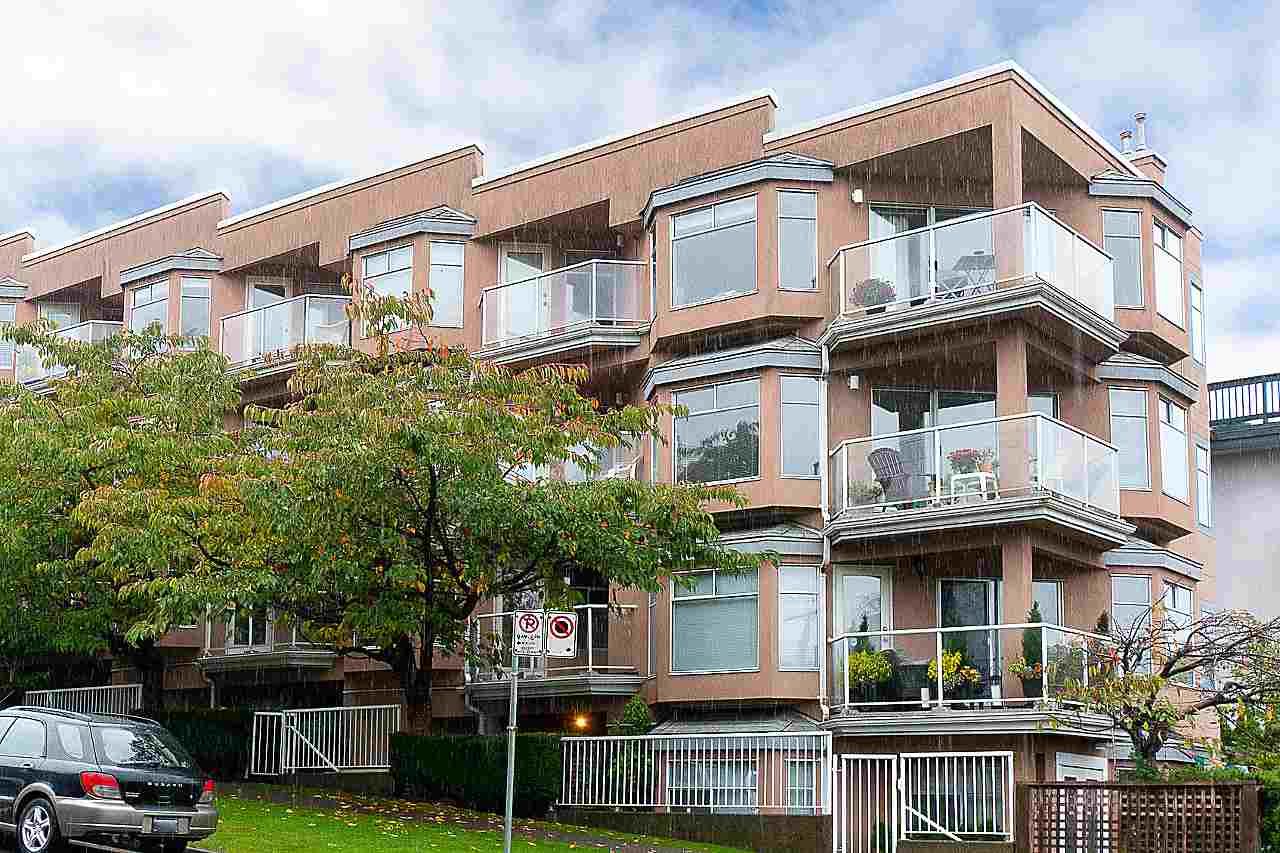 Main Photo: 101 2006 W 2ND Avenue in Vancouver: Kitsilano Condo for sale in "MAPLE PARK WEST" (Vancouver West)  : MLS®# R2448573