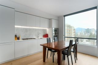 Photo 5: 801 1171 JERVIS Street in Vancouver: West End VW Condo for sale (Vancouver West)  : MLS®# R2433859
