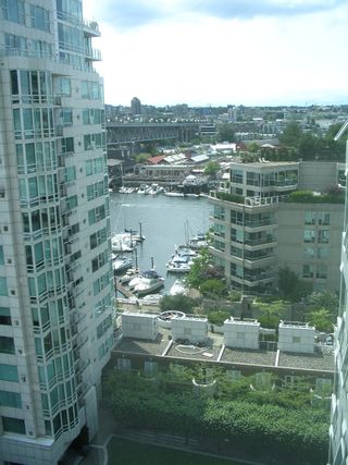 Photo 5: 1408 1500 HORNBY Street in Vancouver: False Creek North Condo for sale in "888 BEACH" (Vancouver West)  : MLS®# V720670
