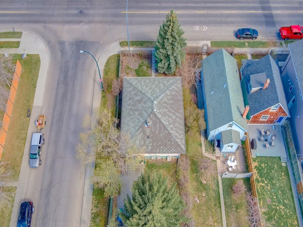 Photo 36: Photos: 2339 5 Avenue NW in Calgary: West Hillhurst Residential for sale : MLS®# C4183647