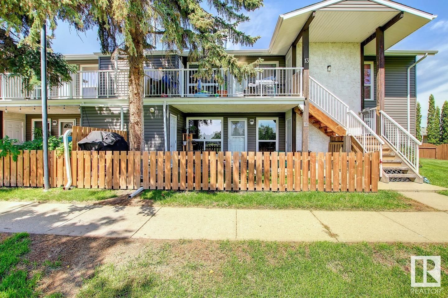 Main Photo: 12 3111 142 Avenue NW in Edmonton: Zone 35 Carriage for sale : MLS®# E4305481