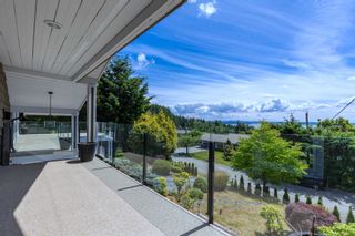 Photo 5: 4345 WOODCREST ROAD in West Vancouver: Cypress Park Estates House for sale : MLS®# R2612056