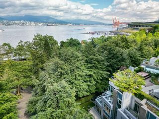 Photo 1: 308 JERVIS Mews in Vancouver: Coal Harbour Townhouse for sale in "CALLISTO" (Vancouver West)  : MLS®# R2877435