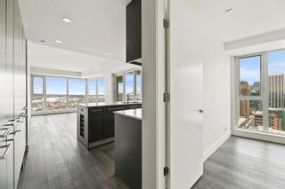 Photo 11: 2204 1025 5 Avenue SW in Calgary: Downtown West End Apartment for sale : MLS®# A2036015