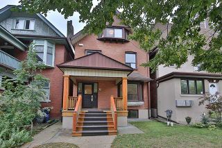 Photo 1: Main 7 Harvard Avenue in Toronto: Roncesvalles House (2 1/2 Storey) for lease (Toronto W01)  : MLS®# W3599492