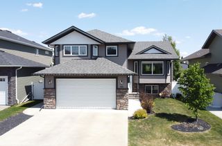 Photo 1: 66 Voisin Close: Red Deer Detached for sale : MLS®# A2053491