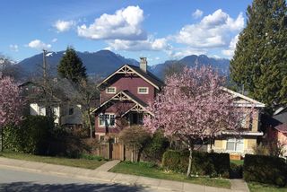 Photo 1: 4139 ETON Street in Burnaby: Vancouver Heights House for sale in "Vancouver Heights" (Burnaby North)  : MLS®# R2749621
