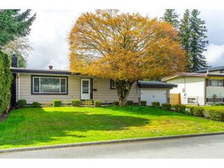 Photo 1: 2131 WILEROSE Street in Abbotsford: Central Abbotsford House for sale : MLS®# R2716268