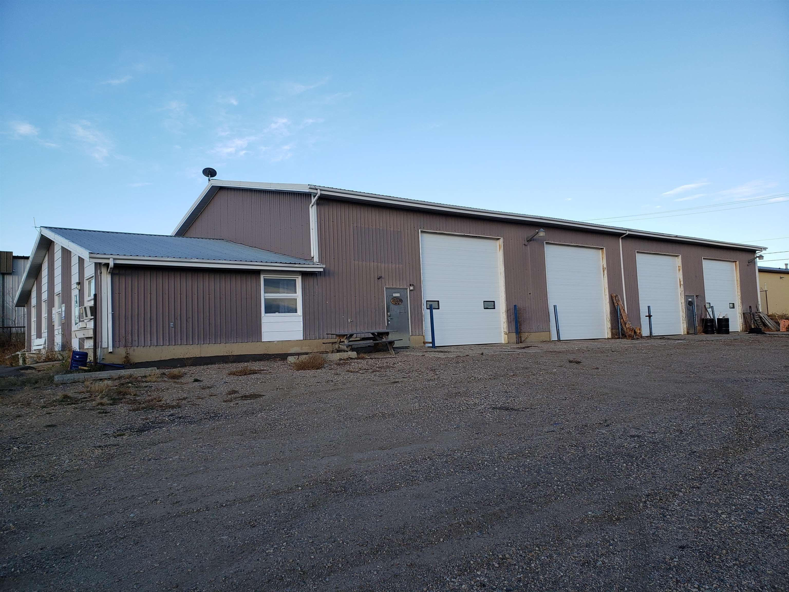 Main Photo: 5205 47 Street: Elk Point Industrial for sale or lease : MLS®# E4241838
