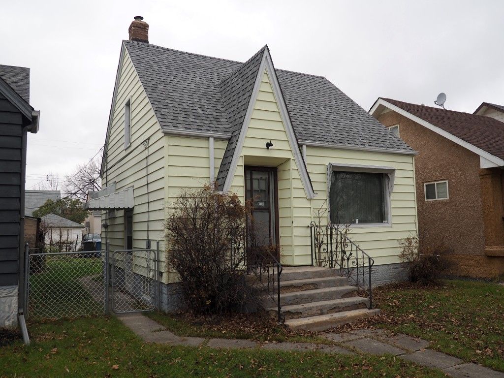 Main Photo: 464 Garlies Street in Winnipeg: North End Single Family Detached for sale (Central Winnipeg)  : MLS®# 1529498
