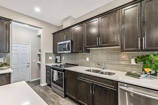 Photo 8: 31 Yorkville Manor SW in Calgary: Yorkville Detached for sale : MLS®# A1229198