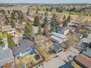 Photo 4: 6619 54 Avenue NW in Calgary: Silver Springs Detached for sale : MLS®# A2046209
