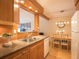 Photo 14: 306 1855 NELSON Street in Vancouver: West End VW Condo for sale in "West Park" (Vancouver West)  : MLS®# R2171198