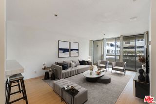 Photo 1: 121 S Hope Street Unit 320 in Los Angeles: Residential for sale (C42 - Downtown L.A.)  : MLS®# 23273565